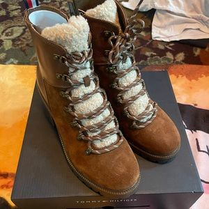 Tommy Hilfiger Lamere Multi Suede boot